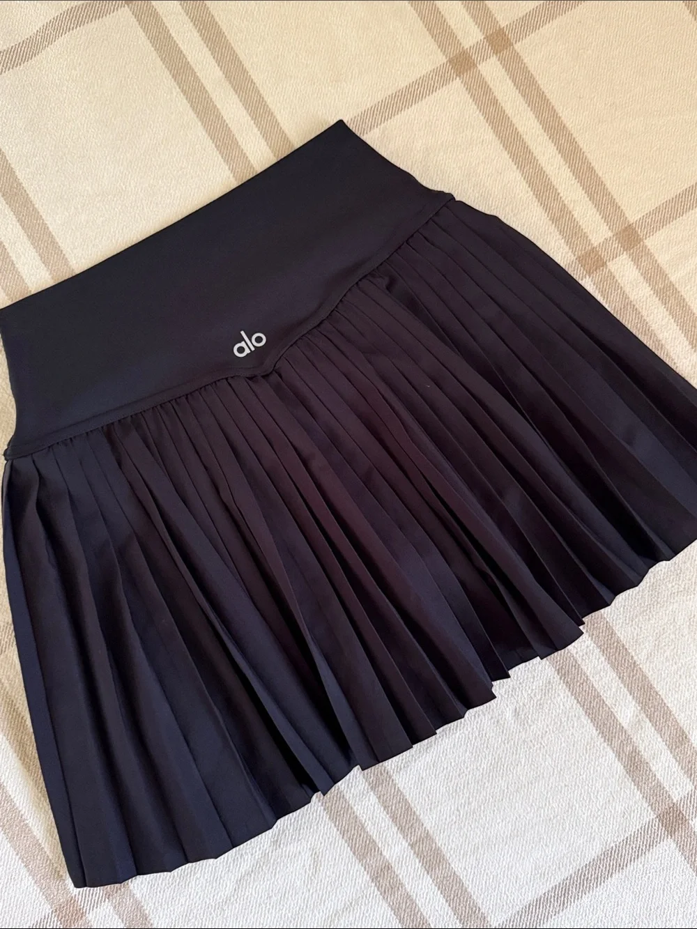 ALO Pleated Black Women’s Skirt